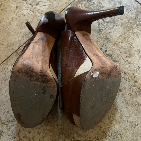 Stuart Weitzman sandals - Picture 3 of 3